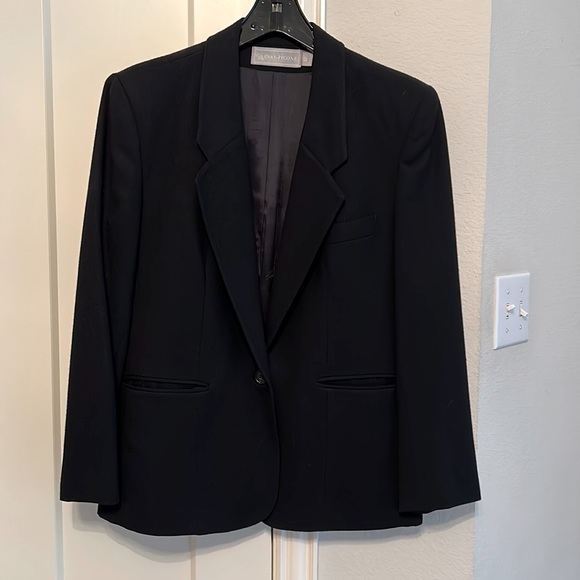 Evan Picone Jackets & Blazers - Classic wool blazer. SUPER FAST SHIPPING
